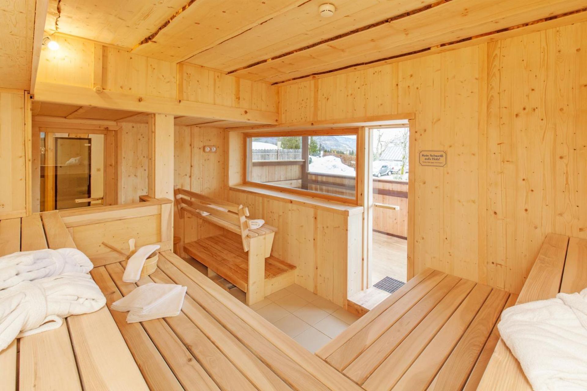 Appartement Krippenstein Mit Indoorpool Und Sauna バート・ゴイーザーン エクステリア 写真